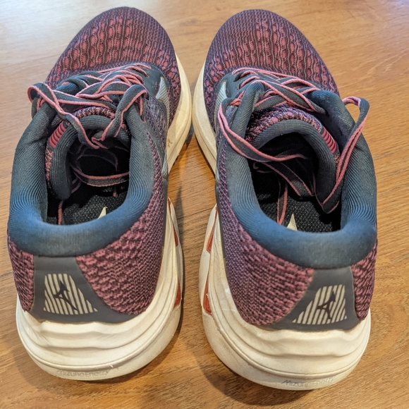 Mizuno Wave Inspire 17 Women's Running Shoes - Picture 3 of 7